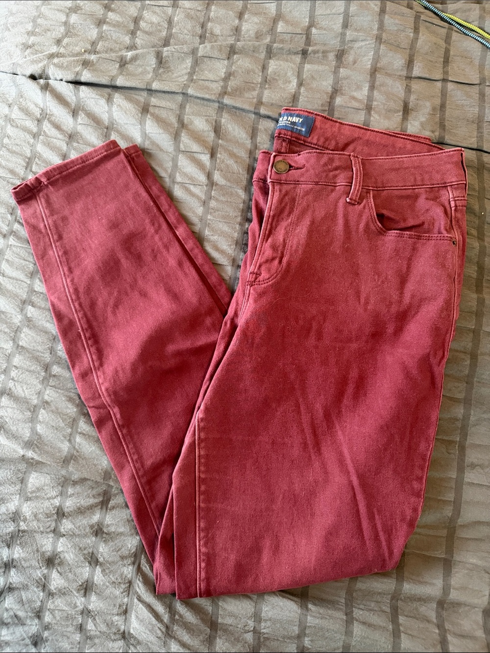 Old Navy Women's Maroon Skinny Jeans